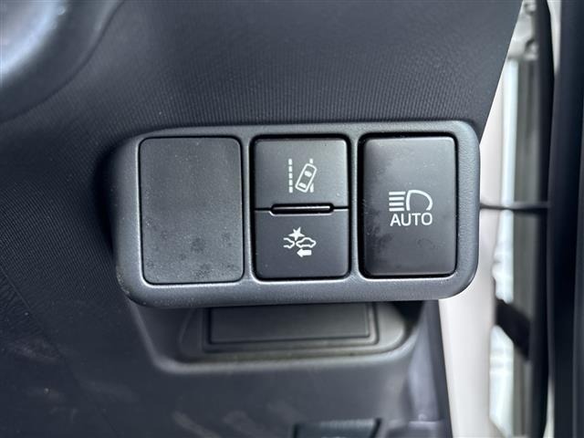 Toyota AQUA 2016 7424953-3