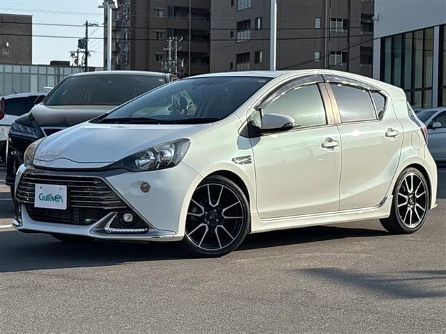 Toyota AQUA 2016 7424953-4