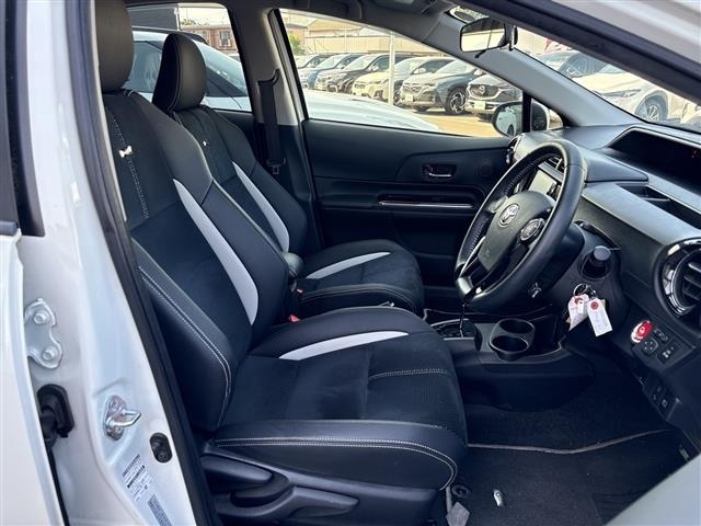 Toyota AQUA 2016 7424953-8