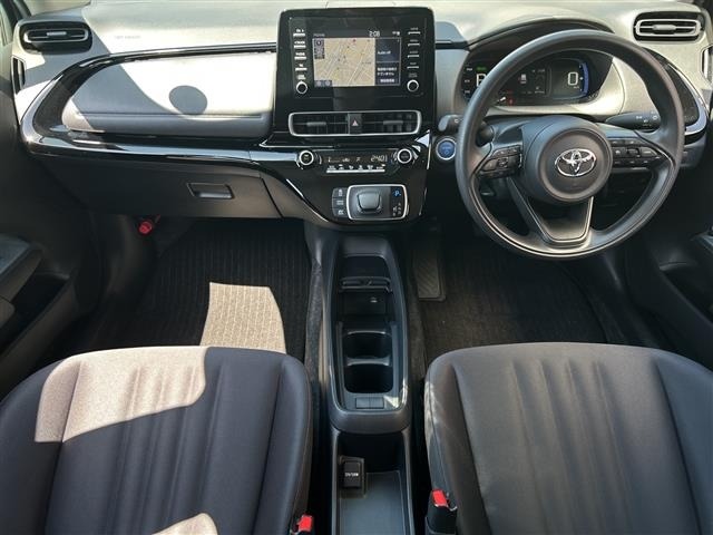 Toyota AQUA 2024 7424954-14