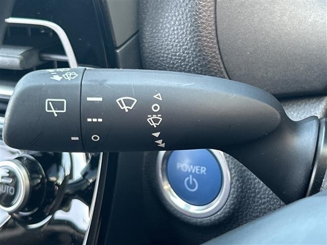 Toyota AQUA 2024 7424954-5