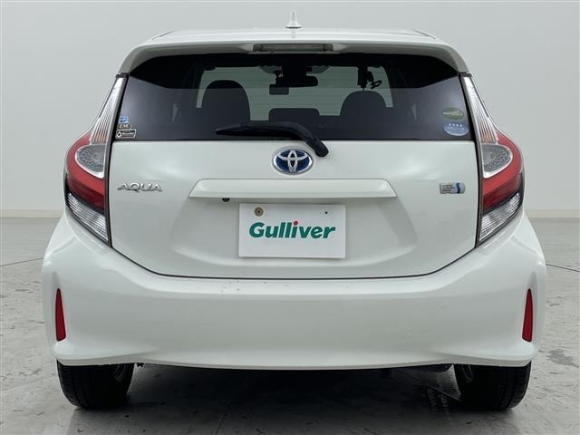 Toyota AQUA 2017 7424955-4