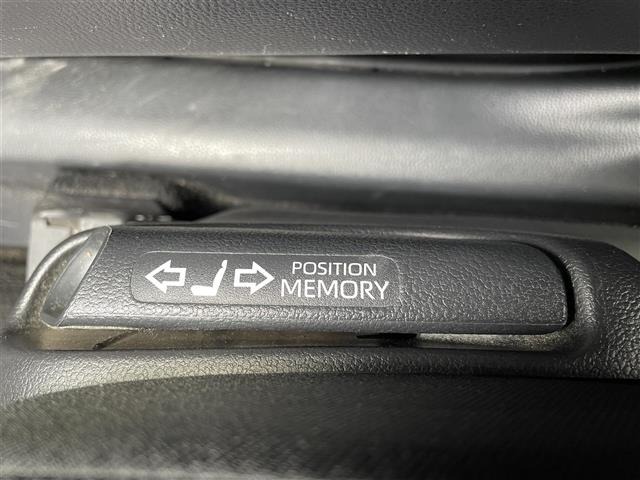 Toyota AQUA 2021 7424972-12