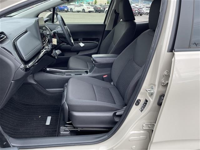 Toyota AQUA 2021 7424972-2