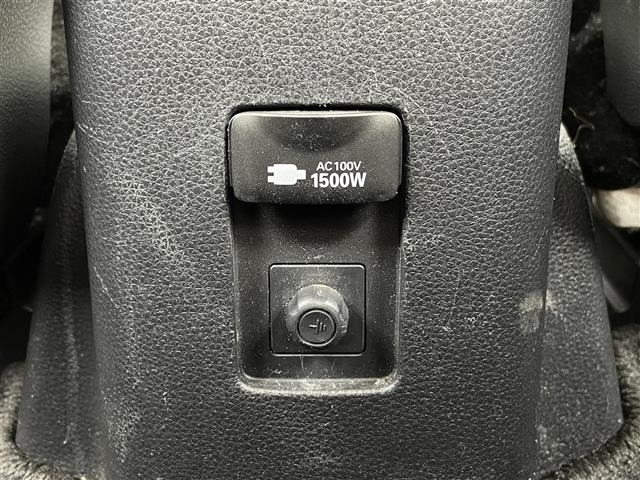 Toyota AQUA 2021 7424972-9