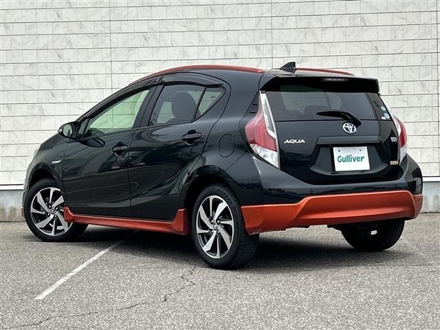 Toyota AQUA 2017 7424980-13