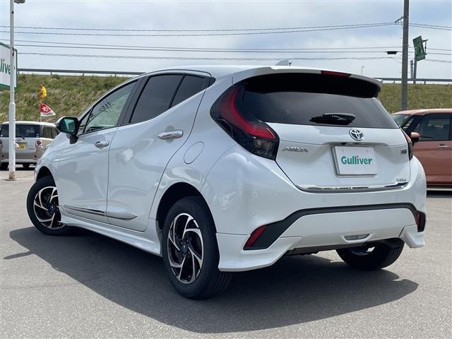 Toyota AQUA 2023 7424983-13