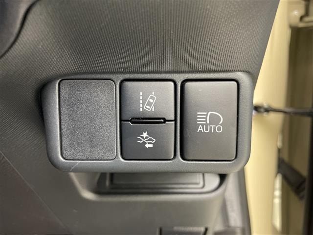 Toyota AQUA 2019 7424986-12
