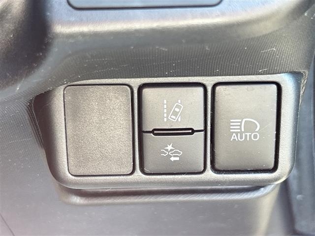 Toyota AQUA 2016 7424991-16