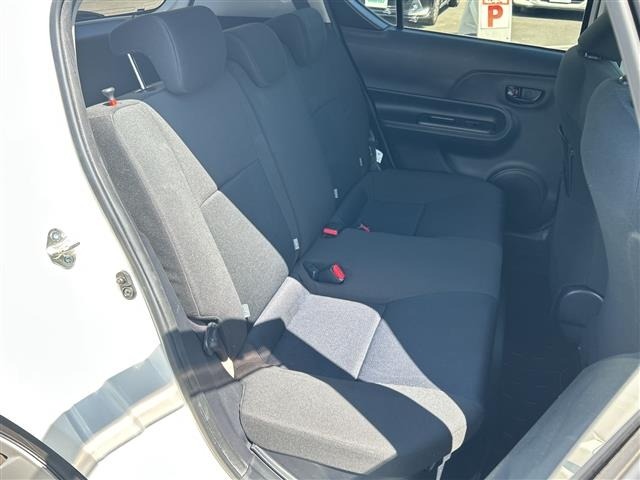 Toyota AQUA 2016 7424991-8