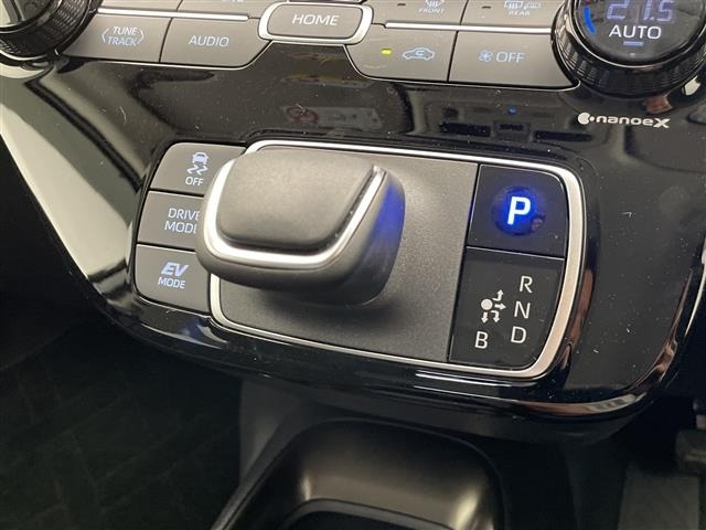Toyota AQUA 2025 7424992-22