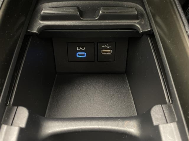 Toyota AQUA 2025 7424992-4