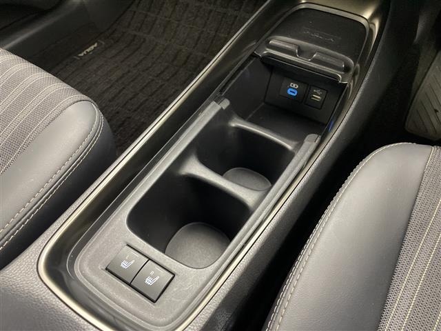 Toyota AQUA 2021 7425002-12