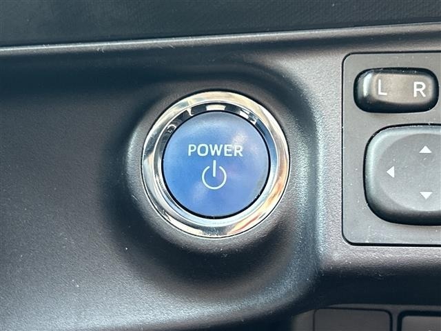 Toyota AQUA 2018 7425003-22