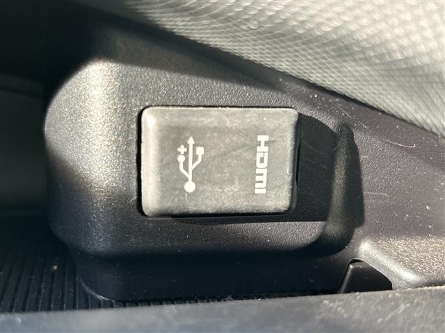 Toyota AQUA 2018 7425003-5