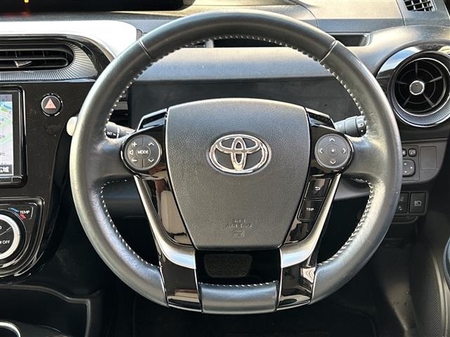 Toyota AQUA 2018 7425003-8