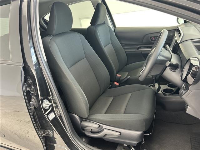 Toyota AQUA 2019 7425015-8