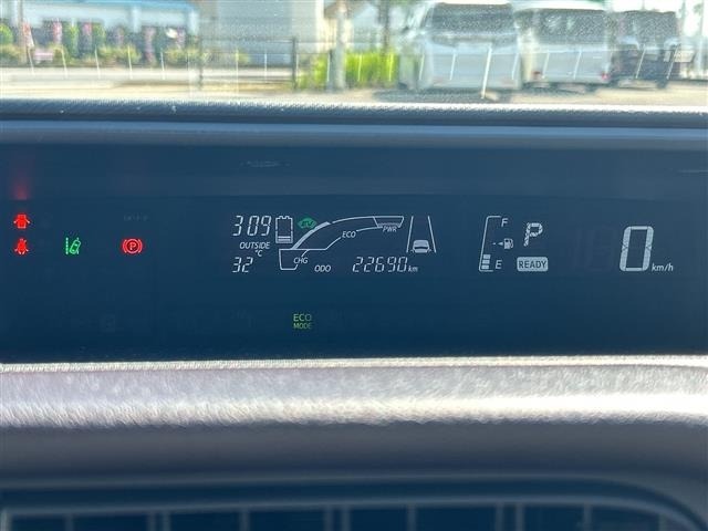 Toyota AQUA 2017 7425037-12