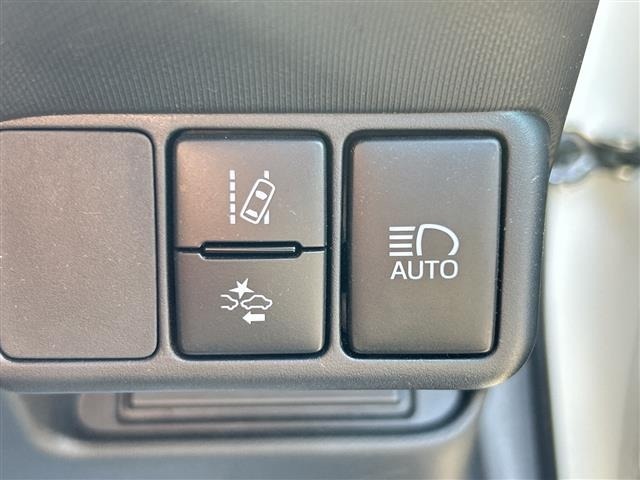 Toyota AQUA 2017 7425037-16