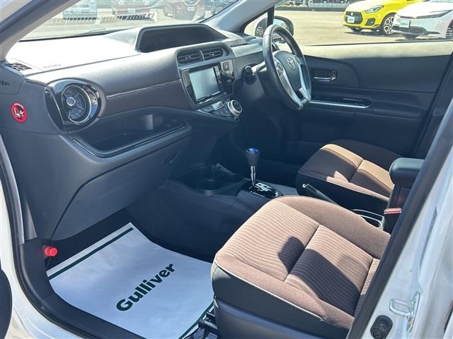 Toyota AQUA 2017 7425037-21