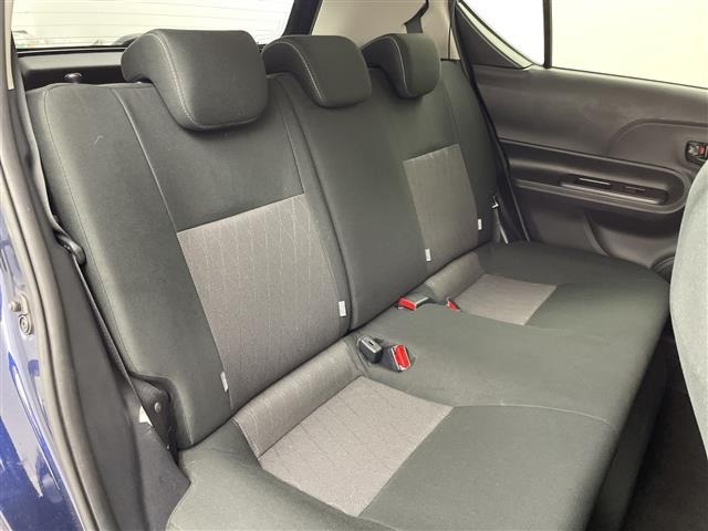 Toyota AQUA 2019 7425050-12