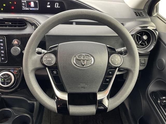 Toyota AQUA 2019 7425050-6