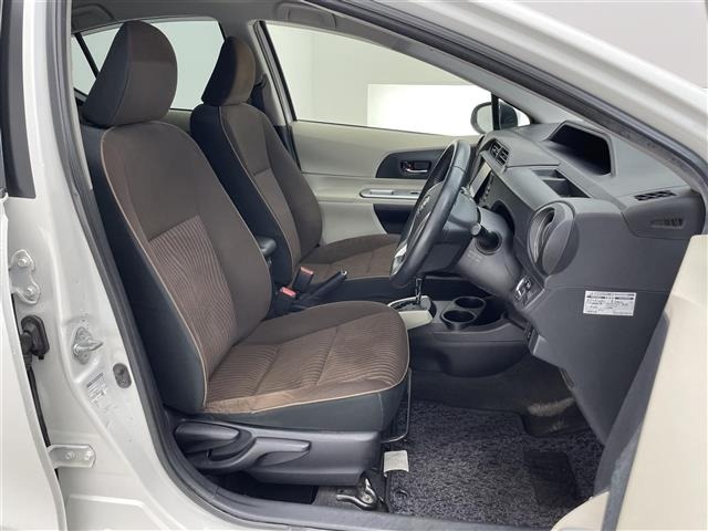 Toyota AQUA 2012 7425051-12