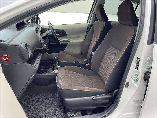 Toyota AQUA 2012 7425051-22