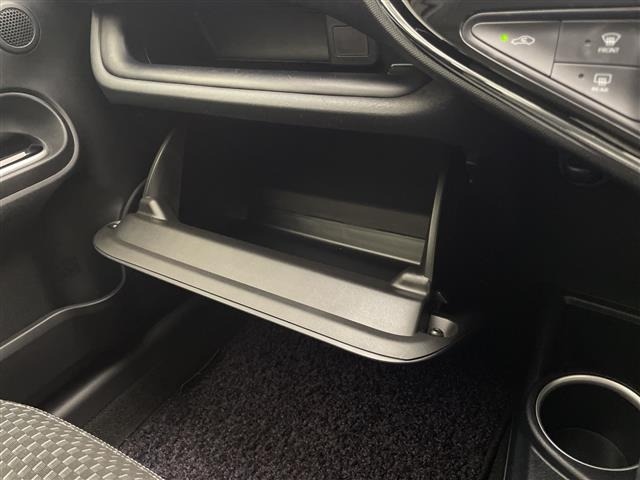 Toyota AQUA 2017 7425072-20