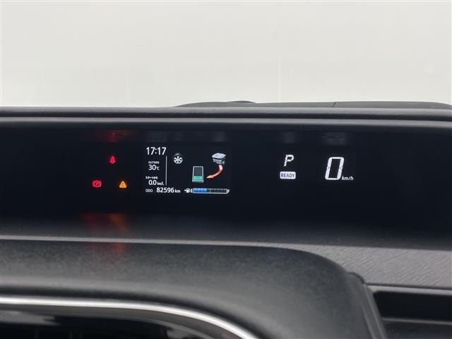 Toyota AQUA 2017 7425072-3
