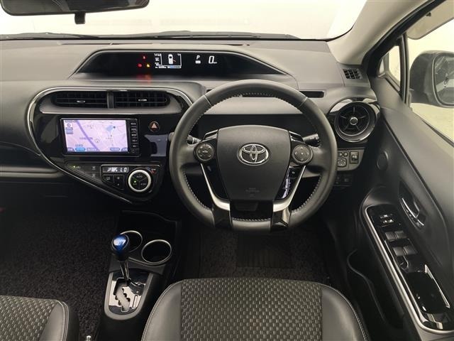 Toyota AQUA 2017 7425072-5