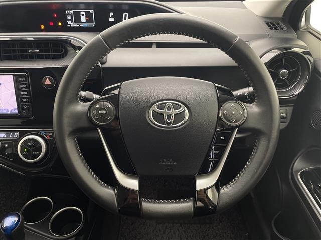 Toyota AQUA 2017 7425072-7