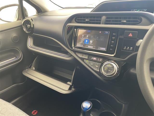 Toyota AQUA 2016 7425073-11