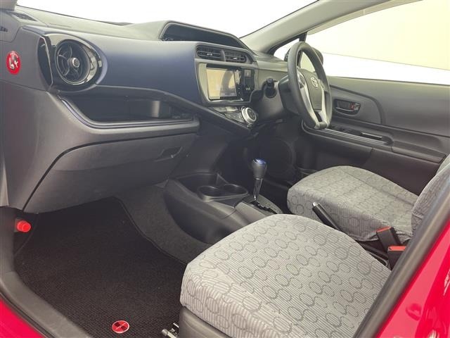 Toyota AQUA 2016 7425073-2