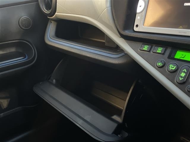 Toyota AQUA 2013 7425082-12