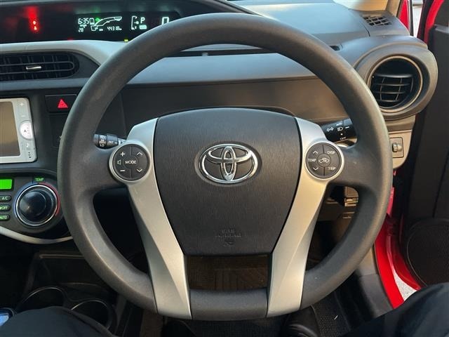 Toyota AQUA 2013 7425082-19