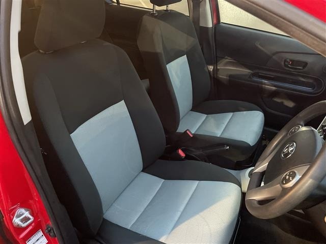 Toyota AQUA 2013 7425082-2