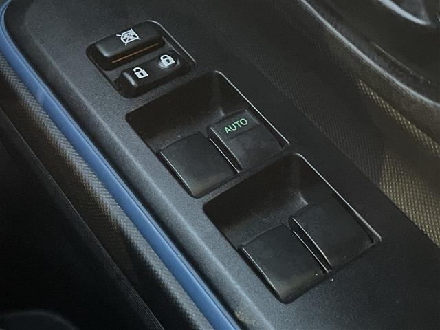 Toyota AQUA 2013 7425082-8