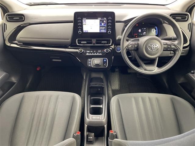 Toyota AQUA 2024 7425088-15