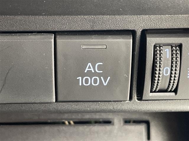 Toyota AQUA 2024 7425088-8
