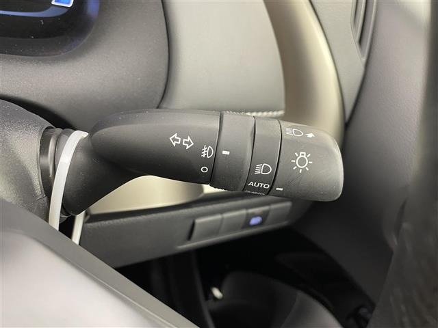 Toyota AQUA 2023 7425101-10