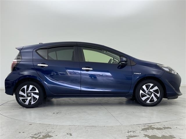 Toyota AQUA 2019 7425119-2