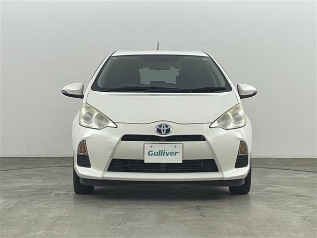 Toyota AQUA 2013 7425121-12