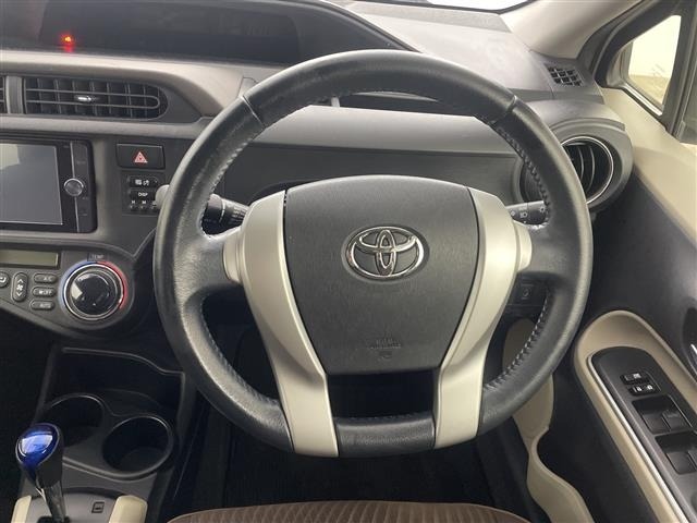 Toyota AQUA 2013 7425121-14