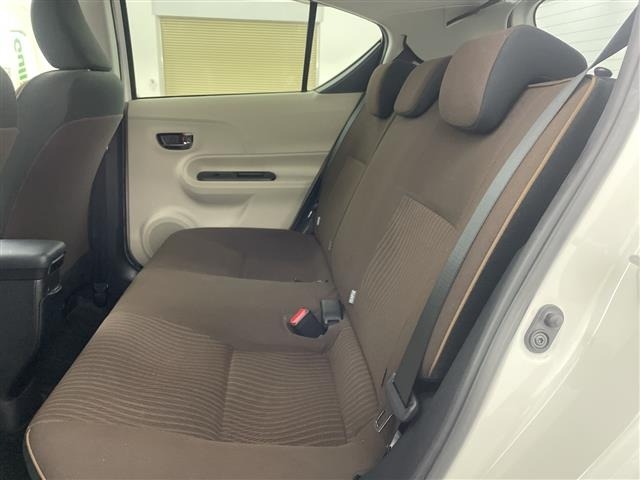 Toyota AQUA 2013 7425121-8
