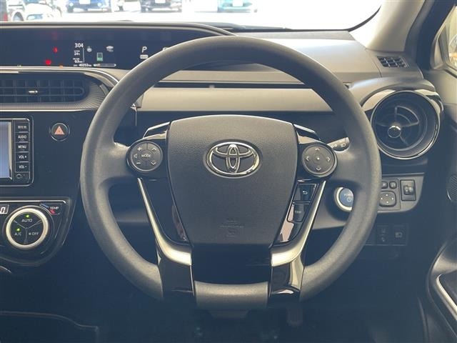 Toyota AQUA 2017 7425137-14