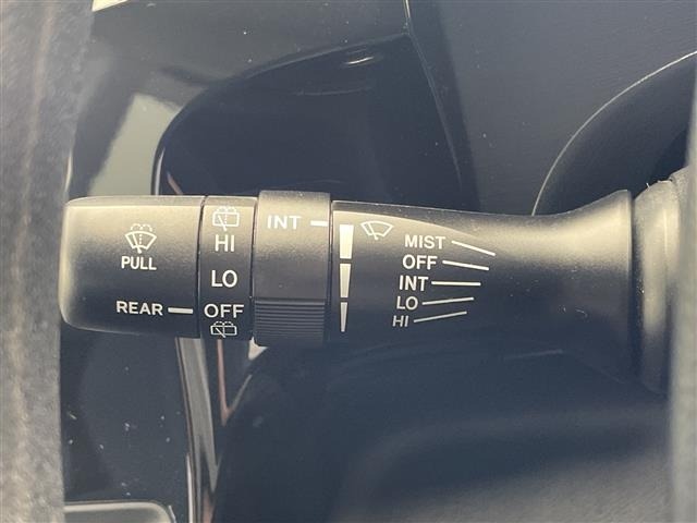 Toyota AQUA 2017 7425137-6