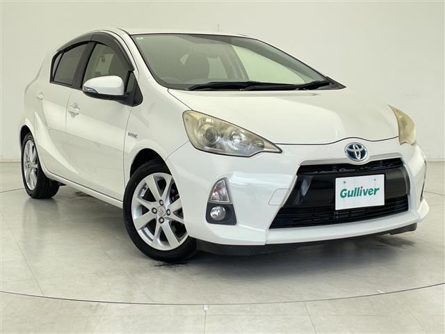Toyota AQUA 2012 7425151-0