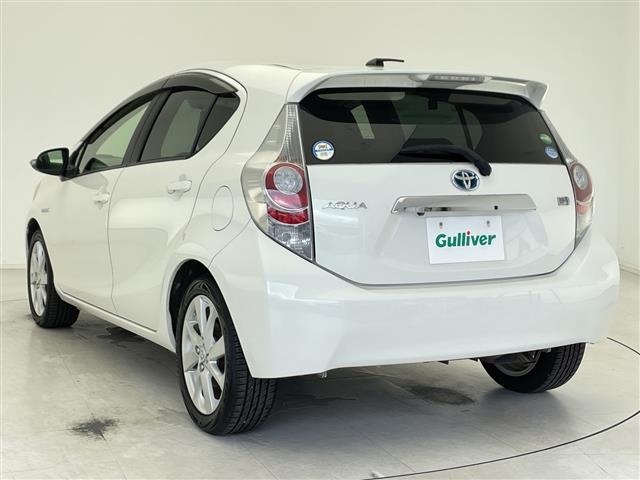 Toyota AQUA 2012 7425151-14