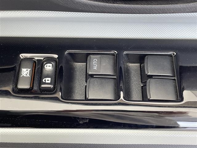 Toyota AQUA 2012 7425151-4